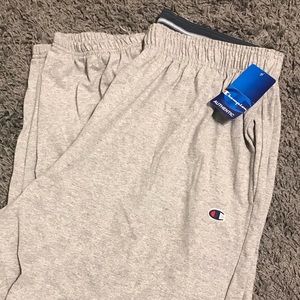 CHAMPION sweats